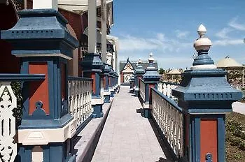 Portaventura Hotel Lucy'S Mansion - Includes Unlimited Access & Express Wristband To Portaventura Park & Ferrari Land Salou