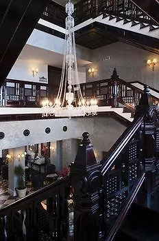 Portaventura Hotel Lucy'S Mansion - Includes Unlimited Access & Express Wristband To Portaventura Park & Ferrari Land Salou 5*,
