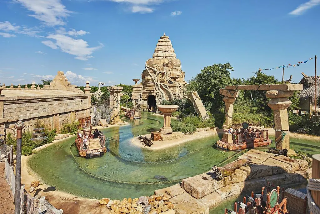Portaventura Hotel Lucy'S Mansion - Includes Unlimited Access & Express Wristband To Portaventura Park & Ferrari Land Salou